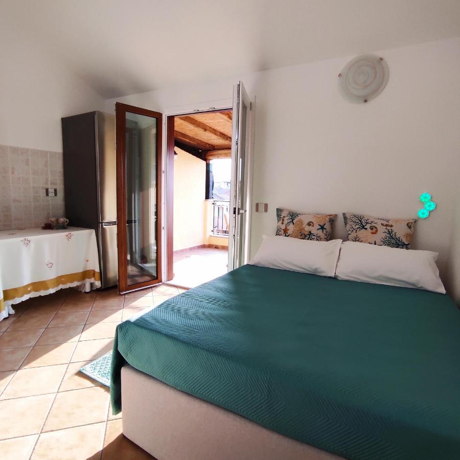 Vista Mare Olbia Bed & Breakfast Exterior foto
