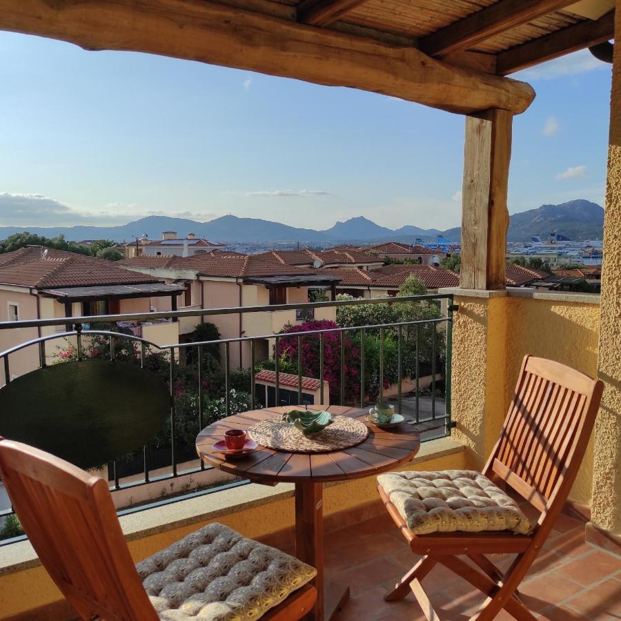 Vista Mare Olbia Bed & Breakfast Exterior foto